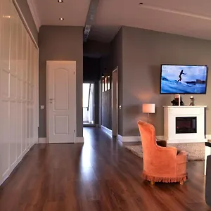 https://jn-boutique-apartments.bucharesthotelsnow.com