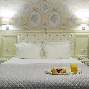 https://hotel-boutique-restaurant-cherie.bucharesthotelsnow.com