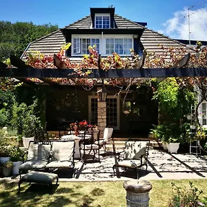 https://forest-hall-guest-house.port-elizabeth-hotel.com
