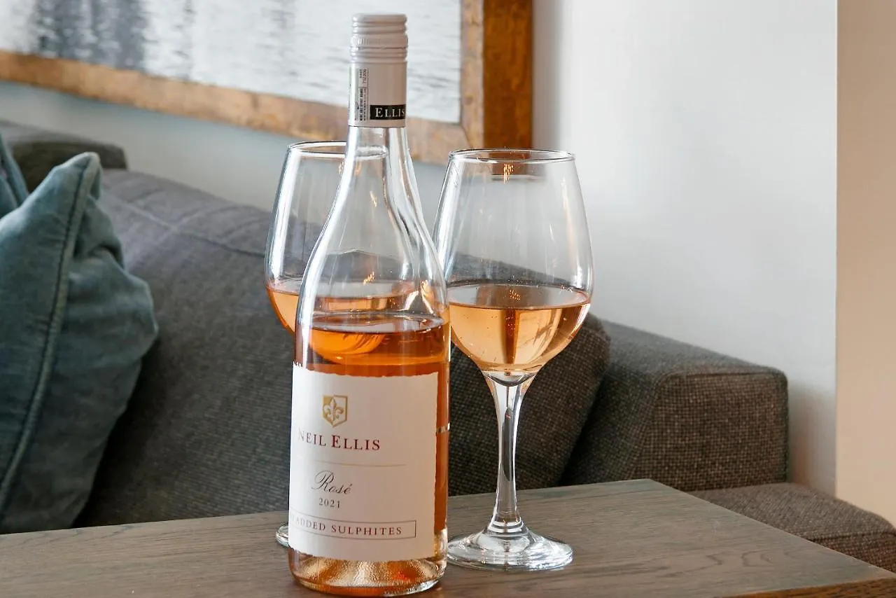 Elements Luxury Suites By Totalstay Cape Town