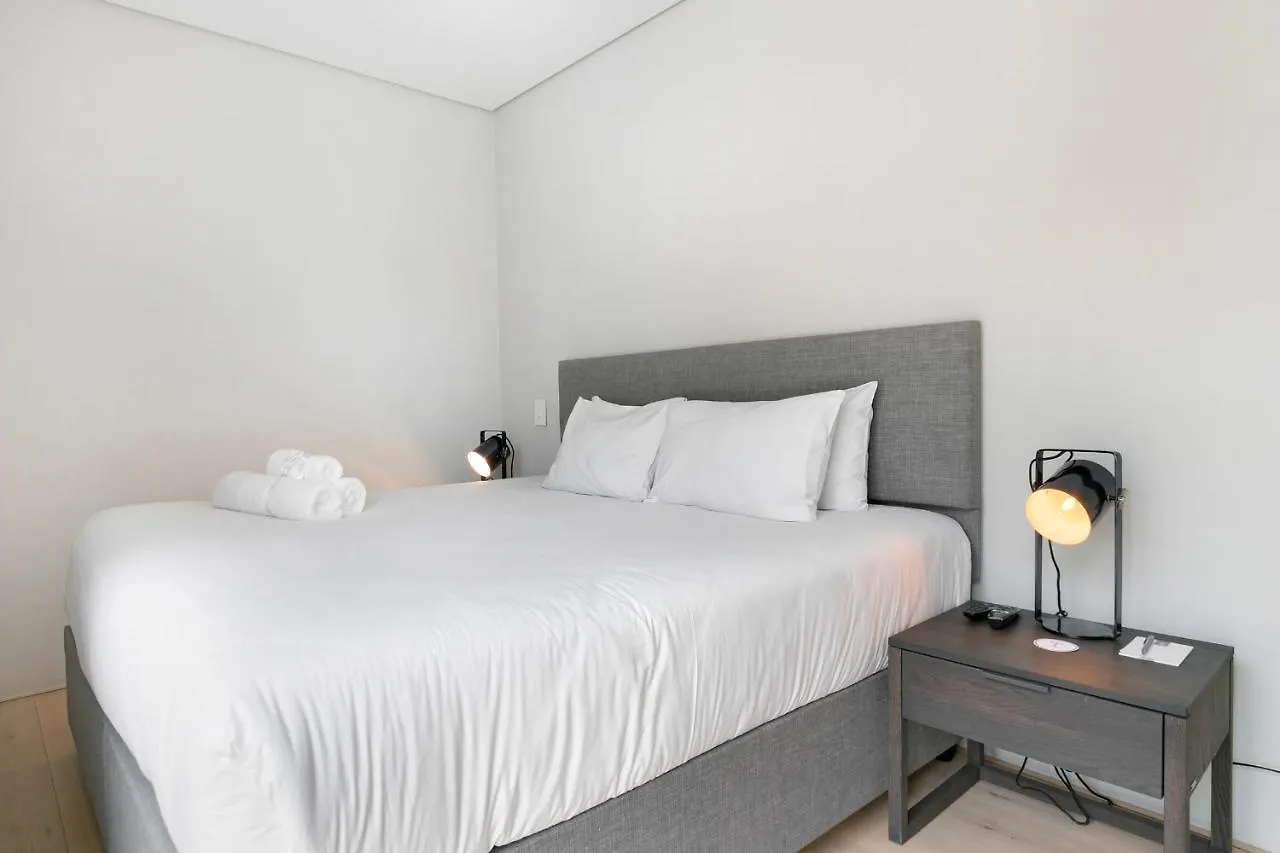 Elements Luxury Suites By Totalstay Cape Town 4*,