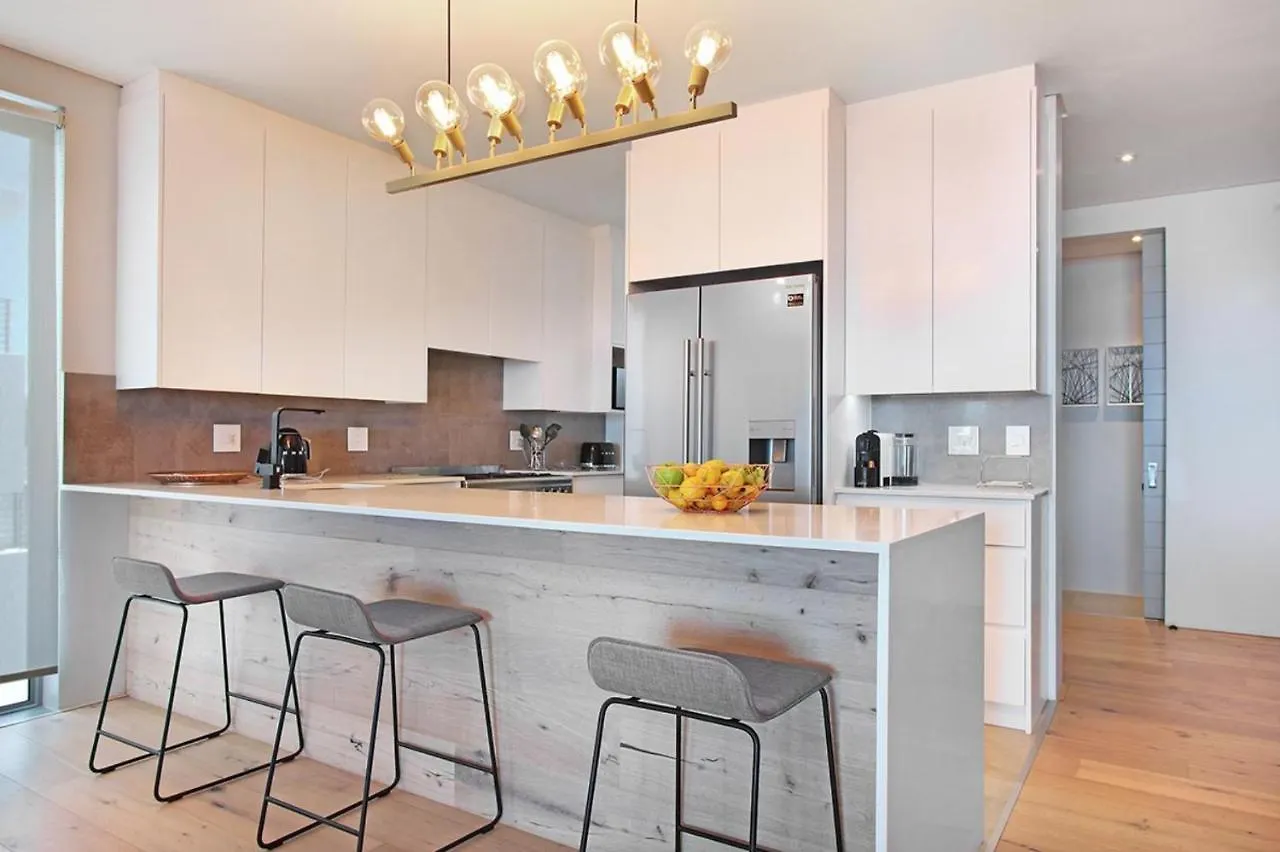 Elements Luxury Suites By Totalstay Cape Town 4*,  South Africa